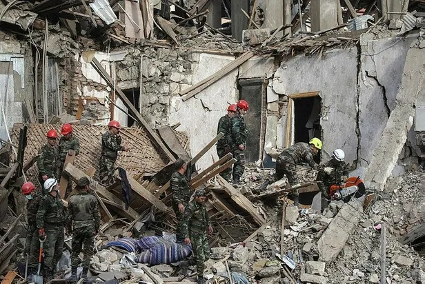 Son dakika: 'Ermenistan misket bombası ve fosfor gazı kullandı'-2