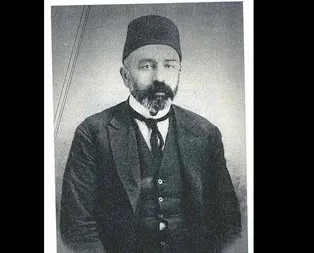 Mehmet Akif Ersoy 82. ölüm yıl dönümünde anılıyor!