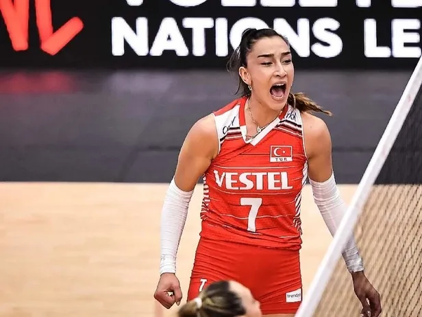 milli-voleybolcu-hande-baladini-tehdit-eden-supheli-yakalandi-1690900511476.jpeg Milli voleybolcu Hande Baladın'ı tehdit eden şüpheli tutuklandı! |Suçlamaları kabul etti: Amacım tehdit etmek değildi-3