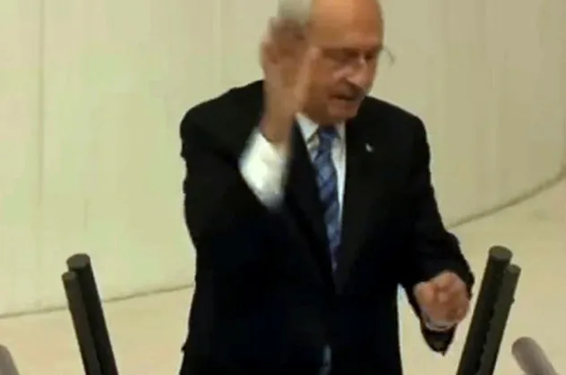CHP Genel Başkanı Kemal Kılıçdaroğlu'nun Meclis'teki skandal hareketine Hulki Cevizoğlu'ndan iğneli yanıt: TÜİK kapısına dayanmış bu el hareketi ne ki