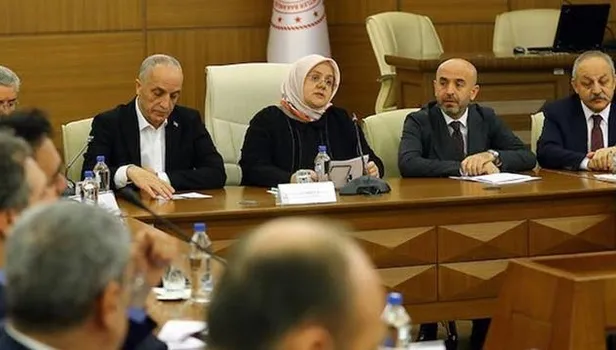 Asgari ücrette kritik tarih belli oldu! Asgari ücret 4. toplantı ne zaman? 2020 Asgari ücret ne zaman açıklanacak?