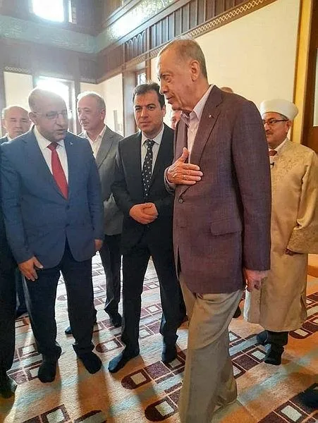 baskan-erdogan-bayram-namazini-muglada-kildi-1687948366577.jpeg