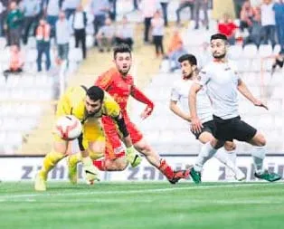 Ömer Bayram ve Alper Trabzon’da