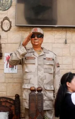 Mısır'da seçimin galibi yüzde 92 ile Sisi!