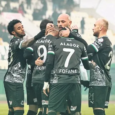 Iğdır FK dört köşe