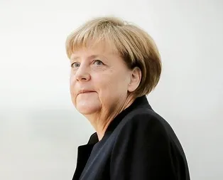 BND Merkel’e operasyon yaptı