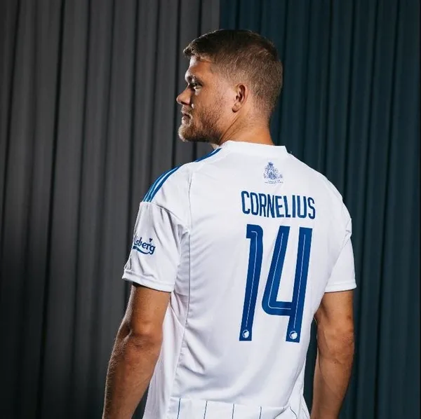 maxi-gomez-trabzonspora-dogru-dikkat-ceken-muslera-detayi-1662021241146.jpg Maxi Gomez Trabzonspor'a doğru! Dikkat çeken Muslera detayı-2