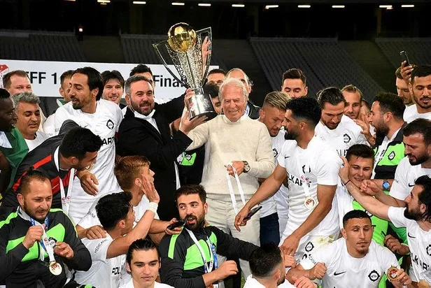 son-dakika-altinorduyu-deviren-altay-super-lig-biletini-kapti-1622058216594.jpeg Son dakika: Altınordu'yu deviren Altay Süper Lig biletini kaptı!-8