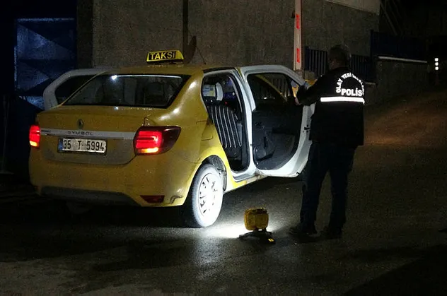 İzmir'de hareketli gece! Polis alarma geçti