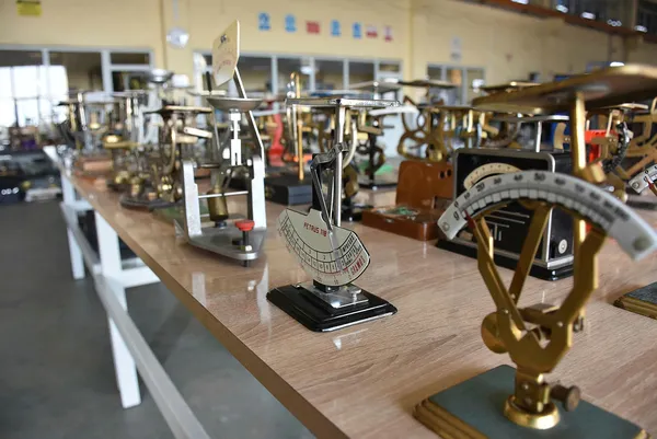 40-yildir-topladiklarini-evine-sigdiramadi-1-kurusla-basladi-10-bin-esya-biriktirdi-1614156044347.jpg 40 yıldır topladıklarını evine sığdıramadı! 1 kuruşla başladı 10 bin eşya biriktirdi!-6