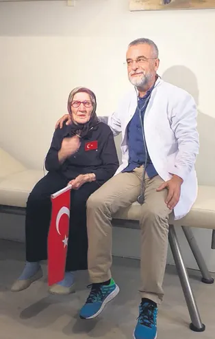 113'lük Zeliha Nine tıbbı şaşırttı!