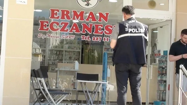 pazar-yerinde-silahli-saldiri-1-olu-1-yarali-1658942288787.jpg Pazar yerinde silahlı saldırı: 1 ölü, 1 yaralı-3