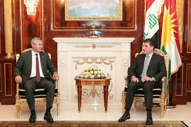 CHP'nin Erbil'deki Barzani ailesinin ayağına koşmasının arka planı