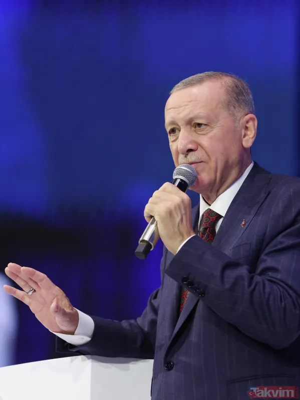 Başkan Erdoğan'ın duygu dolu anları! Annesinin ölüm yıldönümüne özel koreografi: Öyle bir evlat yetiştirdin ki... - 45