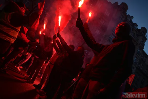 Paris yangın yeri! Fransa'daki 'emeklilik' reformu gösterilerinde gençler de sahnede: Macron'a tepki büyük - 32