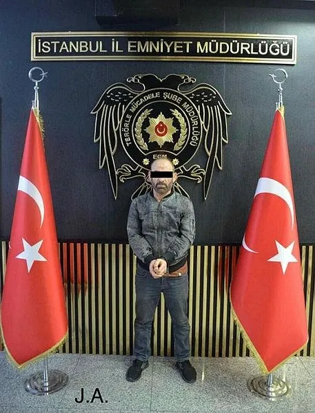 emniyetten-kritik-operasyon-deasin-sozde-musul-bolgesi-kadisi-istanbulda-yakalandi-1686382685084.jpeg Emniyetten kritik operasyon: DEAŞ’ın sözde Musul Bölgesi Kadısı İstanbul’da yakalandı-3
