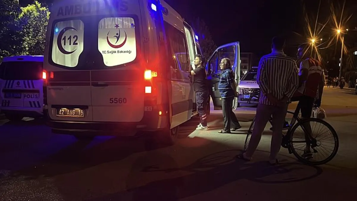 Konya'da kan donduran olay! Parkta üvey babasını bıçakladı
