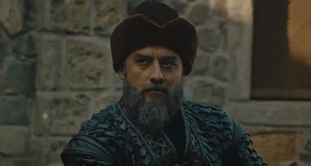 kut-sendedir-atese-odunu-atiyor-kurulus-osman-38-bolum-3-fragmaninda-kayilari-beylik-davasi-kusatacak-1608061894653.jpg Kut sendedir ateşe odunu atıyor! Kuruluş Osman 38. bölüm 3. fragmanında Kayıları beylik davası kuşatacak-7