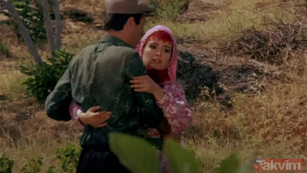 Kibar Feyzo’nun paylaşılamayan Gülo’suydu...Yeşilçam’ın cilveli güzeli Müjde Ar’ın son hali hayran bıraktı: Kim der 68 yaşında! - 2