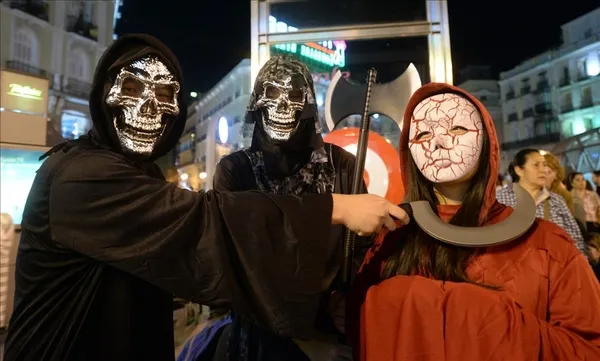 cadilar-bayrami-ne-zaman-cadilar-bayrami-neden-kutlanir-cadilar-bayrami-anlami-nedir-1604140777715.jpg Cadılar Bayramı ne zaman? Cadılar Bayramı neden kutlanır? Cadılar Bayramı anlamı nedir?-2