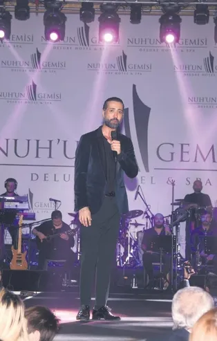 Tan Taşçı, yılın ilk konserini KKTC'de verdi