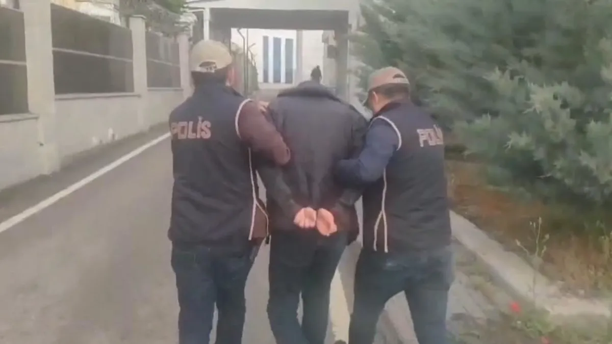 İçişleri Bakanlığı duyurdu: KISKAÇ-14 operasyonunda 17 ilde 36 FETÖ'cü daha paket! Göz açtırmayacağız, nefeslerini keseceğiz!