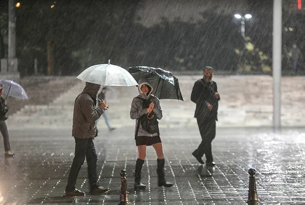 1607830741328.jpg HAVA DURUMU | Meteorolojiden son dakika 4 ile turuncu, 20 ile sarı kodlu uyarı! 13 Aralık 2020 Pazar-6