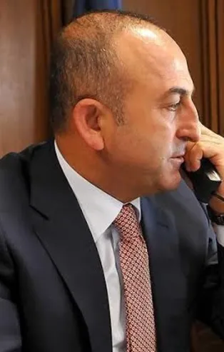 Bakan Çavuşoğlu'ndan telefon diplomasisi
