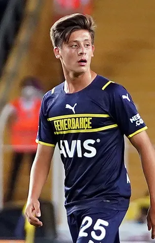 Özel Haber I Fenerbahçe'de panik! Arda Güler Avrupa yolunu tutacak mı?