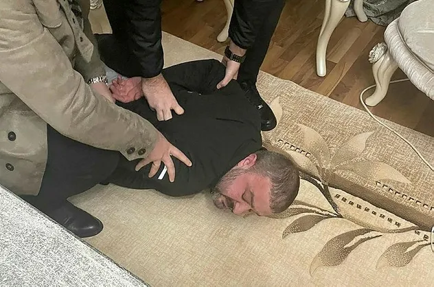 Son dakika: İstanbul'da nefes kesen "Tırpan" operasyonu!  "Sarallar" organize suç örgütü elebaşı yakalandı