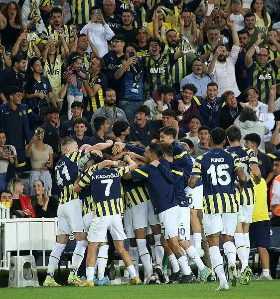 fenerbahcede-enerji-problemi-alarm-veriyor-1662716428860.jpeg Fenerbahçe'de enerji problemi! Alarm veriyor-5