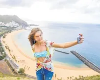 Sevgilisine aldığı hediyeyi para vererek geri aldı!