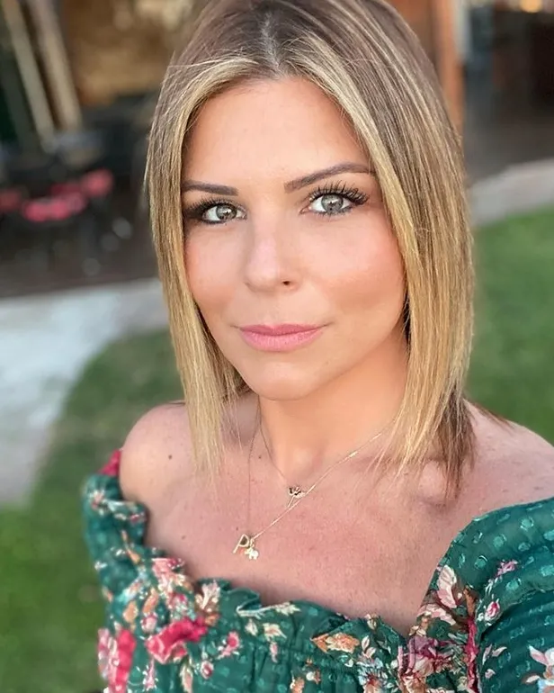 Pelin Öztekin dondurucu soğuğu bu pozlarıyla sıcacık etti! 93 kilo veren Pelin bikini giyemediği günlerin acısını çıkarıyor-6