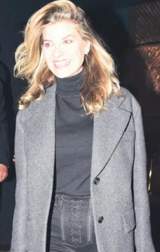 Mehmet Ali Erbil ve Tuğba Coşkun oğulları Ali Sadi için buluştu! 'Malum ortamlar tehlikeli'