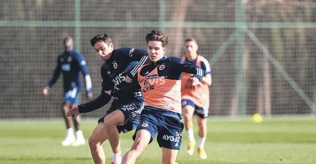 Fener ara vermedi Ademi geri döndü