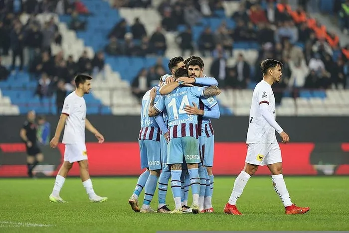 Ziraat Türkiye Kupası'nda futbol şöleni | Trabzonspor, Çorum FK'yı rahat geçti! İşte maçta yaşananlar-6