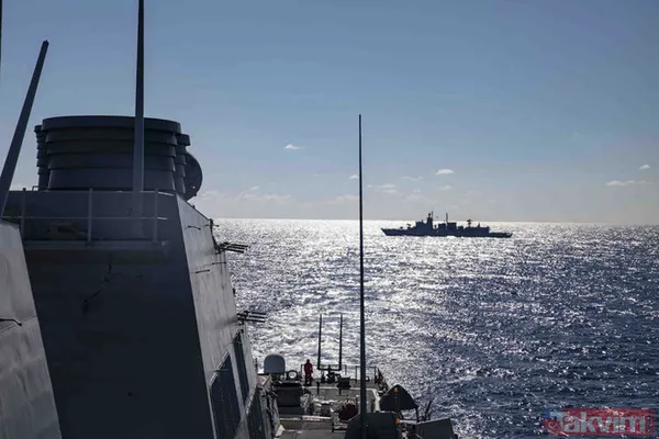 SON DAKİKA! Yunanistan-Birleşik Arap Emirlikleri yakınlaşması! Yunan gazetesinden küstah Türkiye manşeti - 13