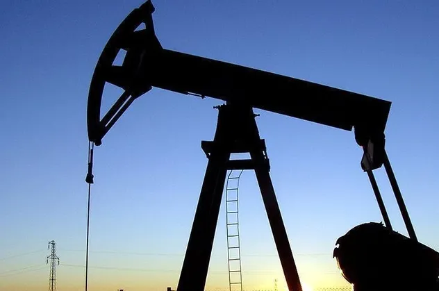Suudi Arabistan'nın petrol krallığı sarsılıyor: Gelirleri yüzde 45 düştü