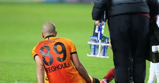 Galatasaray’da sakatlığı atlatan Sofiane Feghouli antrenmanın tamamında takımla birlikte çalışmalara katıldı