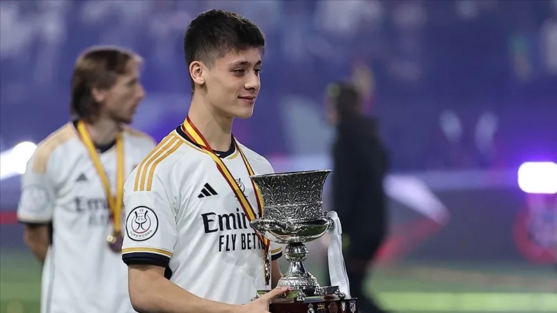 arda-guler-sampiyonlar-ligi-finalinde-oynayacak-mi-borussia-dortmund-real-madrid-maci-hangi-statta-nerede-oyna-1717258851325.jpg Arda Güler Şampiyonlar Ligi final maçında oynayacak mı? Borussia Dortmund Real Madrid maçı hangi statta, nerede oynanacak?-6