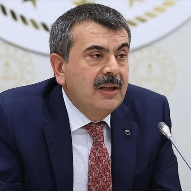 ’’Özel istiyorsan 600 binin altında 700 okul var’’