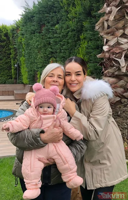 Fahriye Evcen'den sonra Hazal Kaya'dan da sürpriz geldi! İşte ünlüler, anneleri ve çocukları... - 2