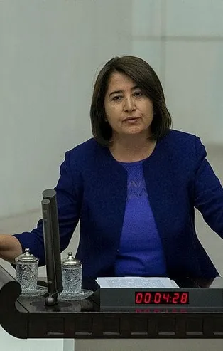 Türk askerine 'işgalci' diyen terör destekçisi HDP'liye tokat gibi cevap!