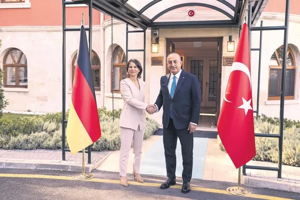 marmariste-yine-orman-yangini-cikti-yogun-ugraslarla-kontrol-altina-alindi-1659134758354.jpeg Marmaris'te yine orman yangını çıktı! Yoğun uğraşlarla kontrol altına alındı-10