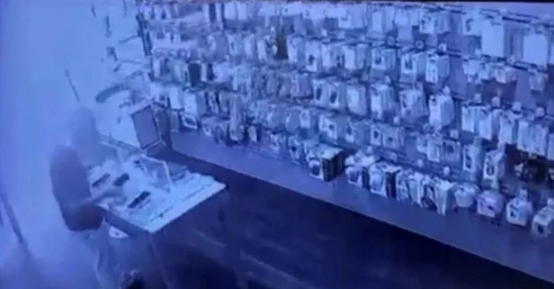 Sadece 19 saniye sürdü! Kaşla göz arasında soygun! Yer: Sultangazi