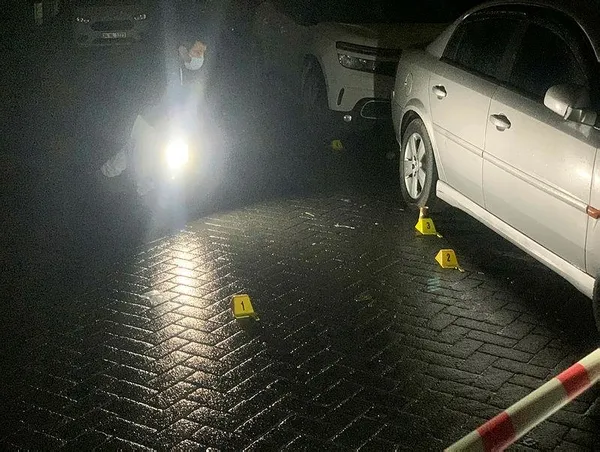 İstanbul'da akşam vakti kabus gibi olay! Halıcıoğlu'nda 16 yaşındaki çocuğu durdurup kurşun yağdırdılar-1