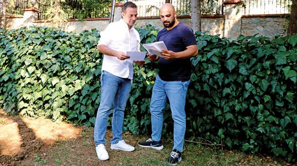 Adnan Oktar'ın 'kedicikler'i başına bela oldu! Adına Çince site bile kurdu-3