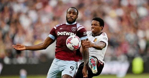 galatasaray-west-ham-united-ve-golcu-antonioya-teklifini-sundu-1688591855434.jpeg Galatasaray West Ham United ve golcü Antonio'ya teklifini sundu...-2