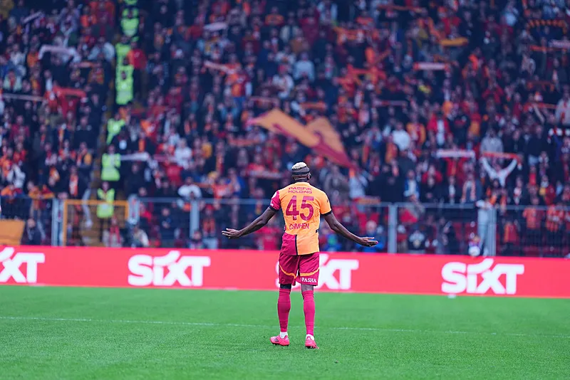 İtalyanlardan Osimhen'i kızdıran haber! "Her şey ortada" - 6