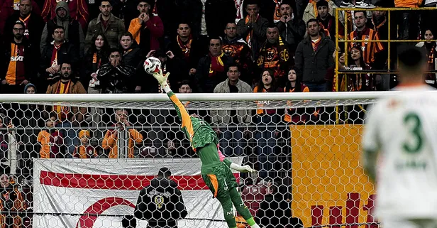 Uğurcan Çakır yılın golüne engel oldu! Hwang Ui-jo'dan inanılmaz şut